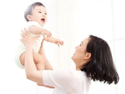 新手媽媽如何科學(xué)育兒